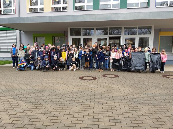 Frühjahrsputz-Aktion der Grundschule Elstervorstadt