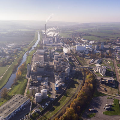 Überfliegungsfoto der Werkskomplex von Südzucker an der Weißen Elster