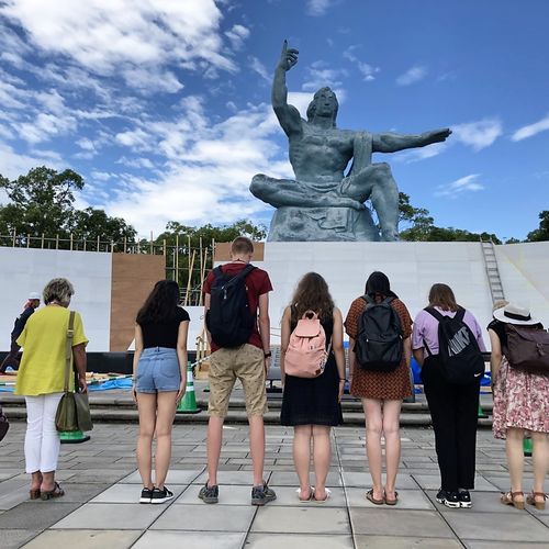 Zeitzer SchülerInnen in Nagasaki im Atombombenmuseum