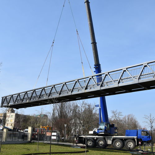 Schlosspark Moritzburg Zeitz_Brcke Wallgraben_Umladen 25.3.2021 (c) Stadt Zeitz