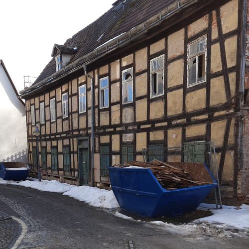 Steinstraße 5 - Straßenseite - ausgebaute Rollschicht