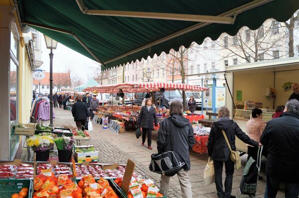Wochenmarkt-Romarkt