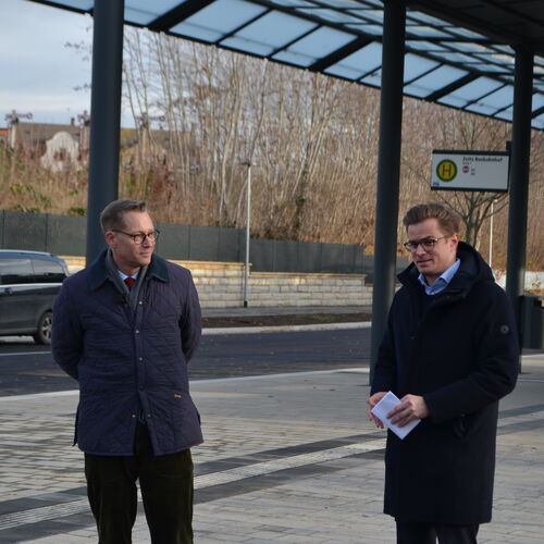 08 Staatssekretr Sven Haller (rechts) ber Investitionen des Landes Sachsen-Anhalt in Zeitz