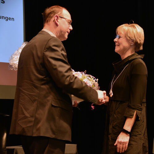 004 Festveranstaltung und Preisverleihung Zeitzer Michael 2023 - Dauerbrennerpreisgewinner Udo Dietzel mit DDM GmbH
