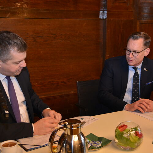 02 Wirtschaftsminister Sven Schulze bergibt Frdermittelbescheid an Stadt Zeitz