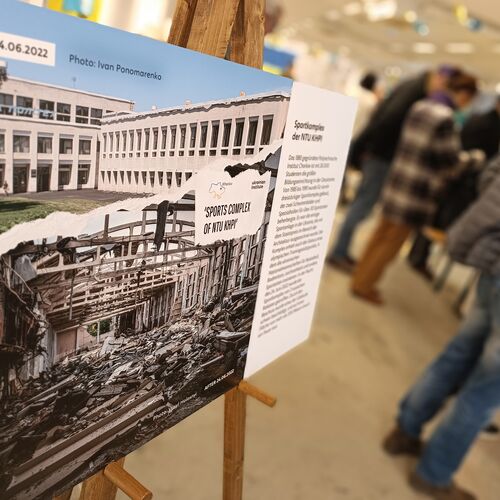 008 - Ausstellung Postkarten aus der Ukraine eröffnet