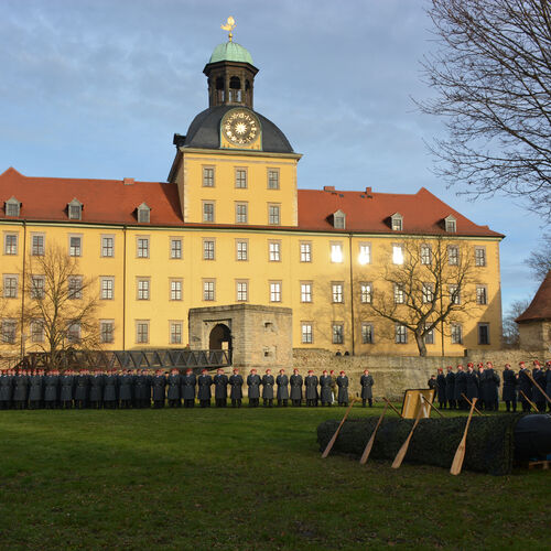 23 - Gelbnis Bundeswehr Schlosspark Zeitz