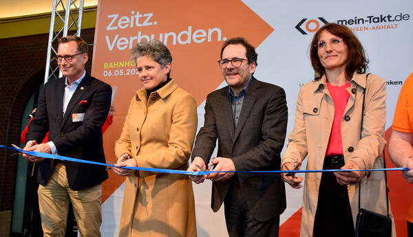 001 Bahnhofserffnung 2023