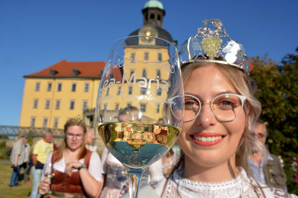 11 - Zeitz feiert Weinfest und kürt neue Weinprinzessin