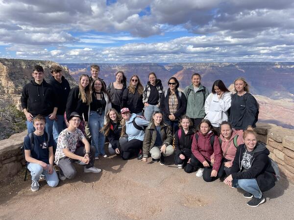 Schleraustausch Prescott_2023_Gruppenbild_GrandCanyon