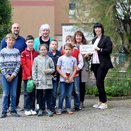 Foto 03 - Scheckübergabe Kinderduathlon