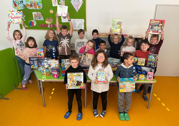 Spielepaket fr die Hort der Grundschule Zeitz-Ost