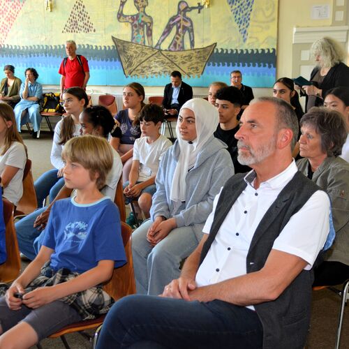 Foto 05 - Ministerpräsident Dr. Reiner Haseloff übergibt Förderbescheide für Schule und Zekiwa Reallabor