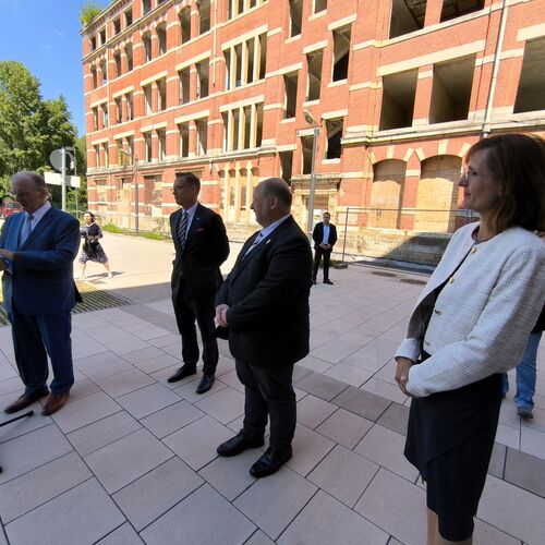 Foto 11 - Ministerpräsident Dr. Reiner Haseloff übergibt Förderbescheide für Schule und Zekiwa Reallabor