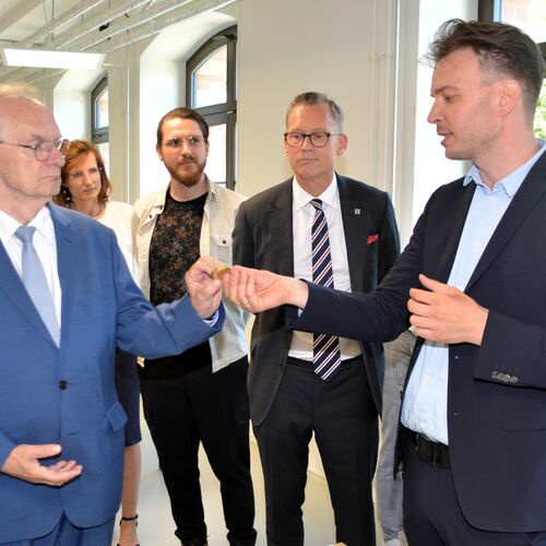 Foto 15 - Ministerpräsident Dr. Reiner Haseloff übergibt Förderbescheide für Schule und Zekiwa Reallabor