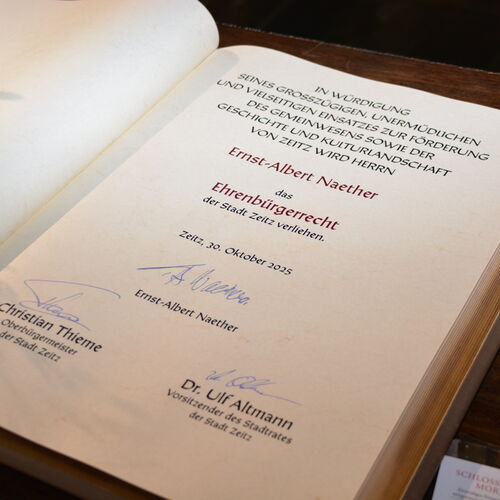 Foto 16 - Ehrenbürgerschaft an Ernst-Albert Naether verliehen